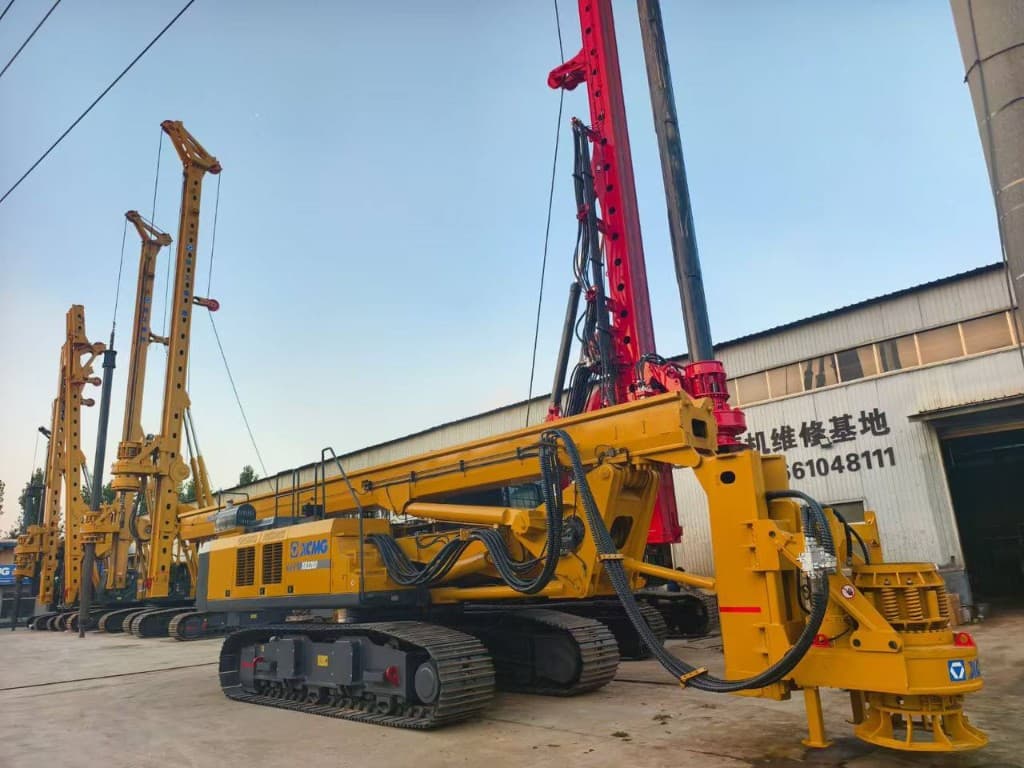 XCMG XR220D тасымалдау күйінде